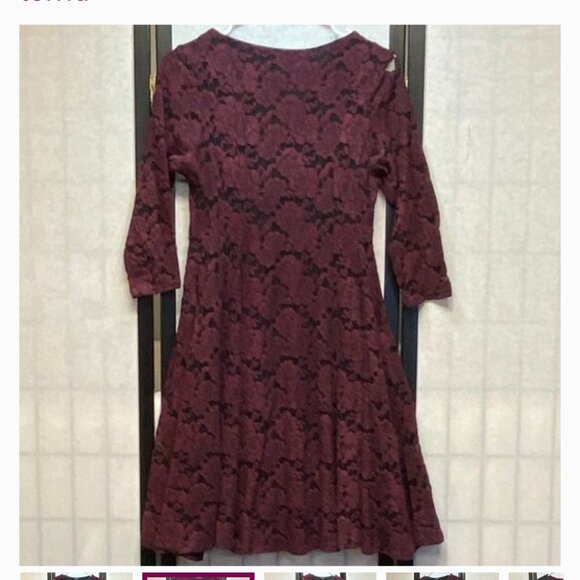 Romantic Lace Dark Red and Black Roses dress - Picture 6 of 13